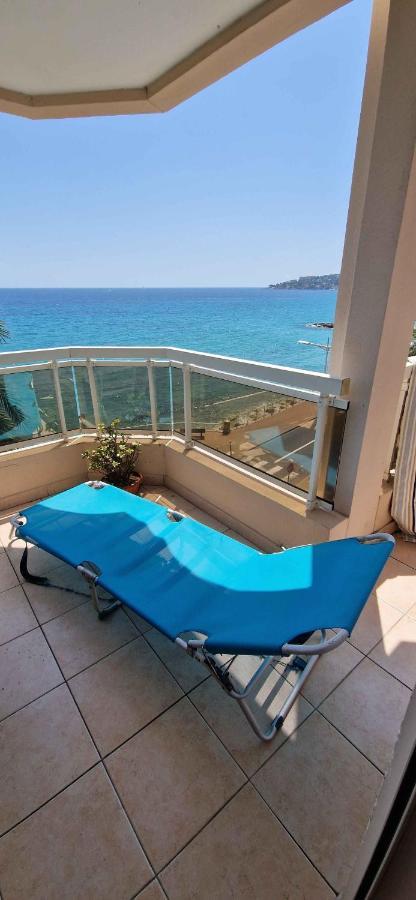 Appartement Bord De Mer Avec Garage Menton Exterior foto